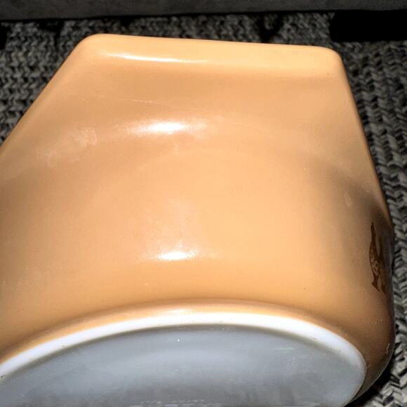 Vintage Pyrex Early American 1 1/2 Quart Brown & Gold Divided Casserole No Lid - Picture 6 of 13